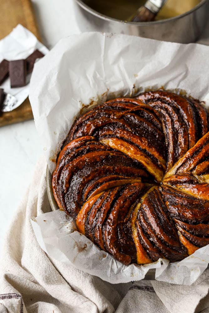 dark-chocolate-babka-ring-11